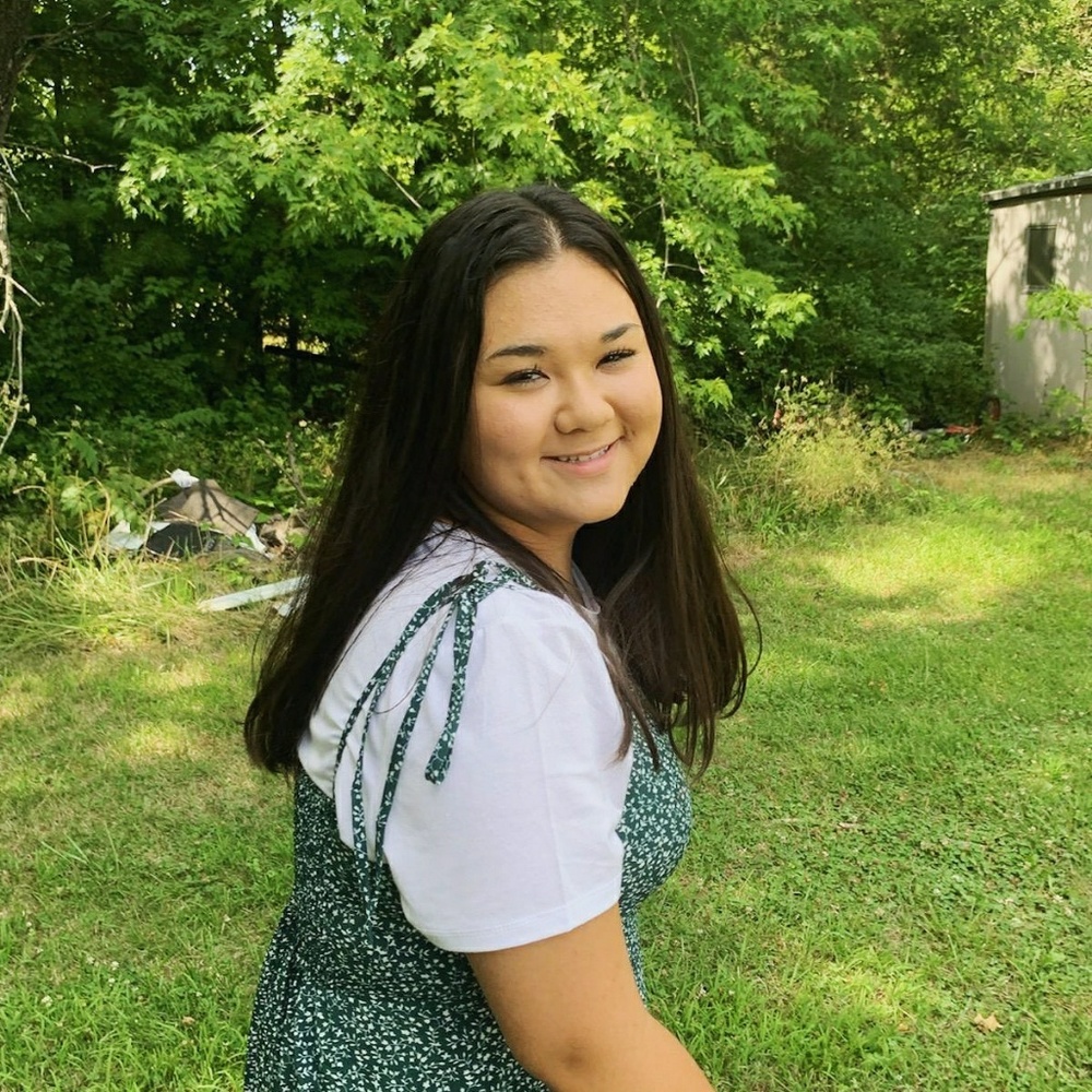 Meet your Posher, Reina